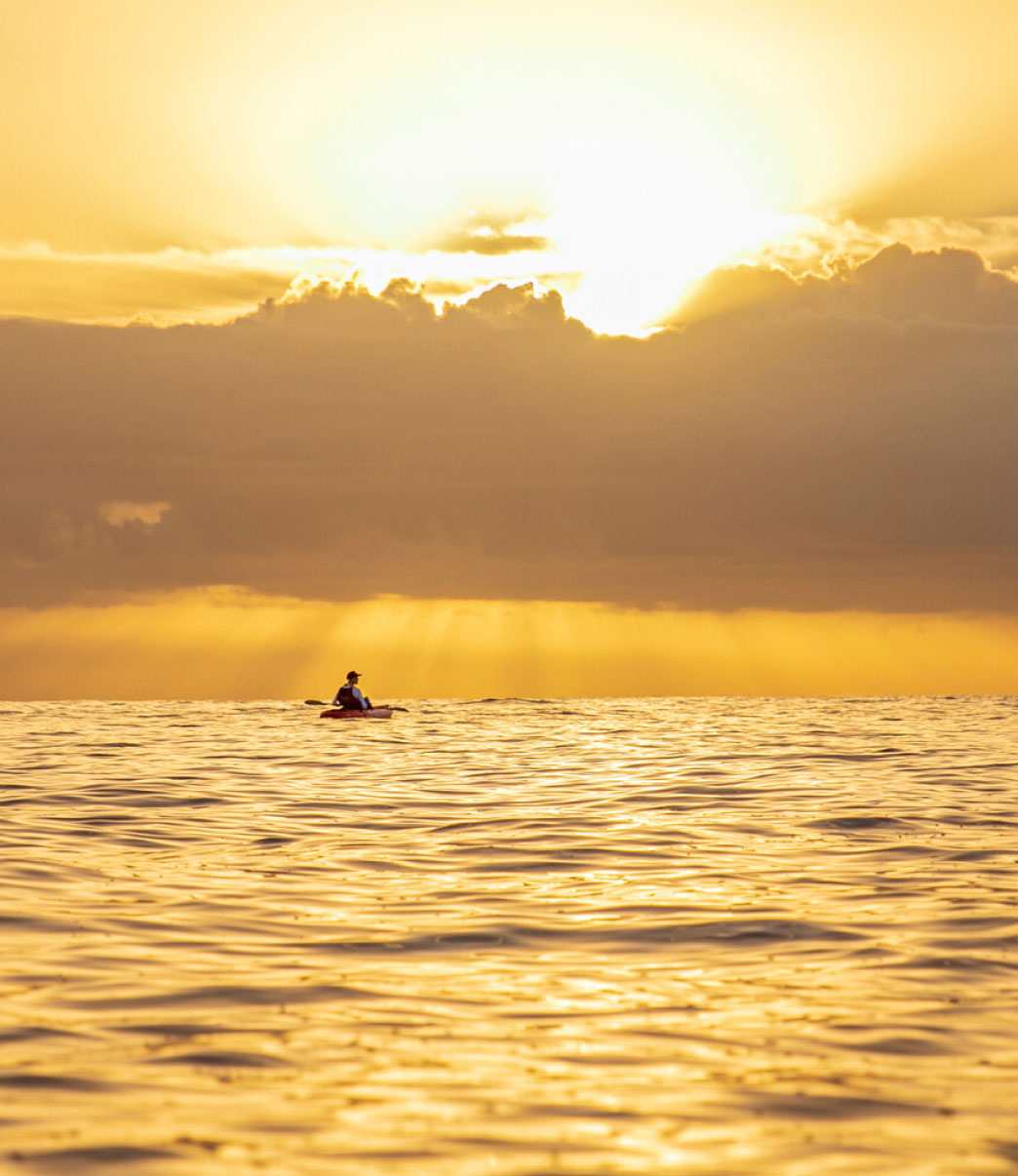 sunrise-kayak